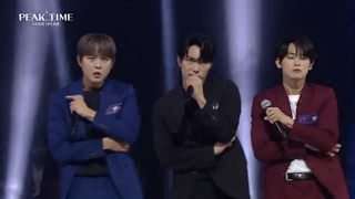 اجرای مردای 30ساله گروه ساعت 23 برنامه ساعت شلوغی آهنگ MIROTIC