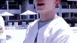 بی تی اس :: BTS:: یه پسر کوچولوی عجیب