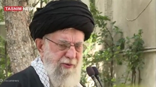 بیان دغدغه حضرت آقا در مورد پیگیری پشت پرده مسمومیت دختران دانش آموز !