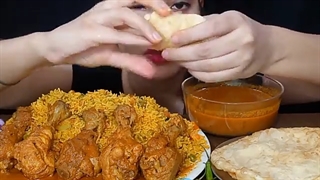 Eating Pressure Cooker Chicken Leg Piece Curry, Veg Pulao, Puri| Chicken Curry With Rice | Food Show
