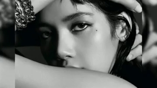 پروفایل اکانت اینستاگرام لیسا به این عکس تغییر کرد