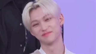 مصاحبه بقیه آیدلا VS استری کیدز...♡♡ مصاحبه کامل STRAY KIDS کپشن گذاشته شد‌‌.