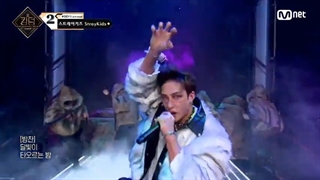 اجرای استری کیدز با آهنگ wolfgang در قسمت دهم (فینال) کینگدام