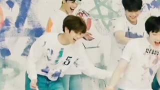 های گایز روالین؟!(کپشن)