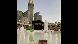 افطار در کنار کعبه