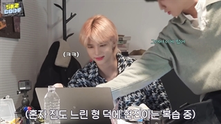 برنامه Skz Code قسمت 32 (I'm an Idol Celebrating His 5th Debut Anniversary!?)