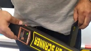 راکت بازرسی بدنی فلزیاب | آوان پروژکتور