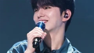 صدای مونببه ها خیلی قشنگ بود:) برق چشای کی کی++