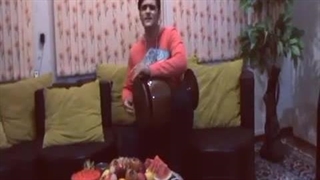 امیرپارسا شفیعی نوازندگی ساز تمبک