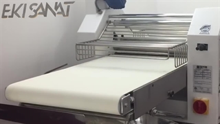 دستگاه خمیر پهن کن