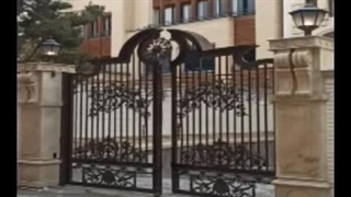 درب پارکینگ اتوماتیک