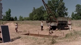 سریال مردگان متحرک (The.Walking.Dead) فصل سوم قسمت 5 دوبله پارسی بدون سانسور