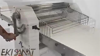 دستگاه خمیر پهن کن