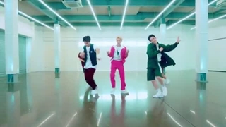 Choreography Video آهنگ Low Low از(WAYV) Yung Yung و Ten