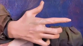 ایده ساخت آویز نگهداری گوشی از قالب دست با استفاده از یک تابلوی نقاشی با آنی حامی Ani Hami