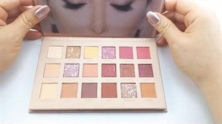 پالت سایه 18 رنگ هدی موجی/فروشگاه پخش عمده دوشیزه