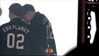 یه همچنین روزایی سال ۲۰۱۶ توی کنسرت چانیول و سهون و کای.... بخاطر اهنگ promis گریه کردن :)