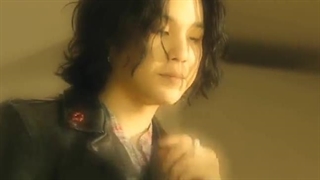 اجرای لایو آهنگ AMYGDALA در مستند SUGA: Road To D-DAY