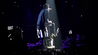 اجرای آهنگ هایNever Mind-The Last از شوگا در اولین روز کنسرت آمریکا