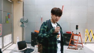 دانلود موزیک ویدئو iKON - U