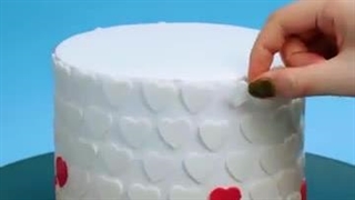 اموزش تزیین کیک شکلاتی خوشمزه