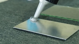 تست چسبندگی P645 آکفیکس بین دو سطح شیشه ای و فلزی