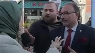 مراسلة الجزیرة مباشر تتعرض للاعتداء فی ترکیا دندانپزشک زیبایی