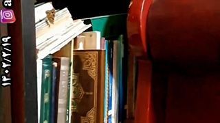 پروانه زیبا در جای نماز مادرم موقع اذان صبح