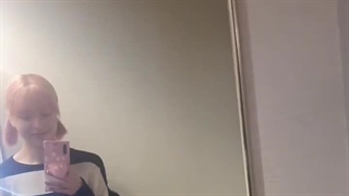 موهای صورتی لیلی