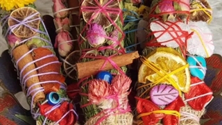 انواع عود عمده در بازار صالح آباد تهران