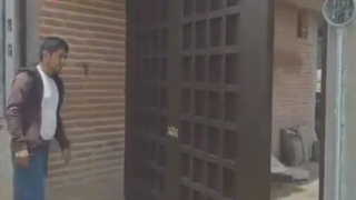 مکانیزم و ساختار درب کشویی پارکینگی