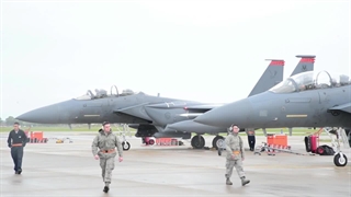 داستان سحرانگیز اف15