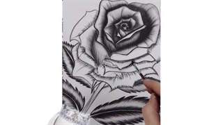 طراحی سیاه قلم طرح گل و گنجشک