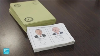 الأتراک فی الخارج یبدؤون التصویت فی الدورة الثانیة من الانتخابات الرئاسیة