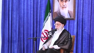 شعارهای جذاب حضرت امام خمینی(ره) در کلام رهبری - استقلال - آزادی - سلطه ناپذیری-