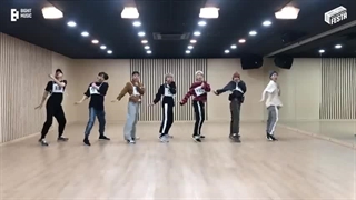 پرکتیس بی تی اس با Boy with Luv به مناسبت فستا 2023♡♡