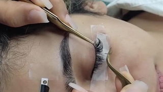 کاشت مژه وردآورد