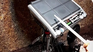 اجرای آهنگ مازندرانی گنگستر آمل با پرکاشن دیجیتال توسط حسن مهدوی