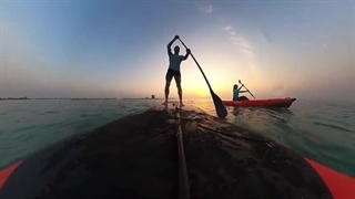 پدل بردینگ لذت بخش و  لذت کایاک سواری با پویانیز (POUYANIZ)