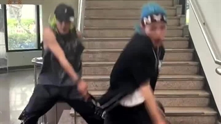 چالش Shalala با تیونگ (ان سی تی) و فلیکس (استری کیدز)