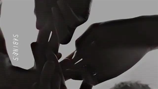 برای اجرای گروهی بی تی اس باید تا سال ۲۰۲۵ صبر کنم :)خیلیییی ظلمههه