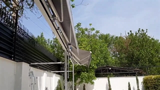 سایبان حیاط