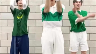 آپدیت اینستاگرام و تیک‌تاک و یوتیوب ایتیز با مجری‌های The Show، شیاجون عضو WayV و هیونگسوپ عضو TEMPEST با چالش دنس آهنگ BOUNCY