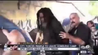 زن زندگی آزادی در غرب