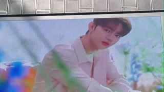 ⋆ ویژوال فیلم منتشر شده از ژانگ هائو " Zhang Hao " عضو گروه زیروبیس‌وان ZeroBaseOne برای پروموشن‌های ' our in bloom days '