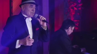 اجرای تازه آرتوش ترانه نفرین یا سنگ قبر آرزو با پیانو، آسمان چشم او آیینه کیست