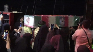 فیلم/ وداع با پیکر شهید مهدی اکبر پور روشن در معراج شهدا