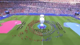 David Guetta at UEFA EURO 2016 closing ceremony