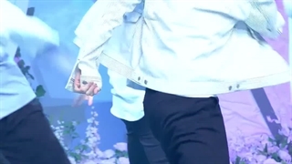 ⋆ فن کم کیم ته ره " Kim Tae Rae " عضو گروه زیروبیس‌وان " ZeroBaseOne " در اجرای in bloom