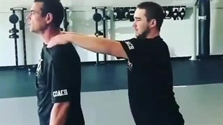 دفاع شخصی _ آزاد کردن یقه 3